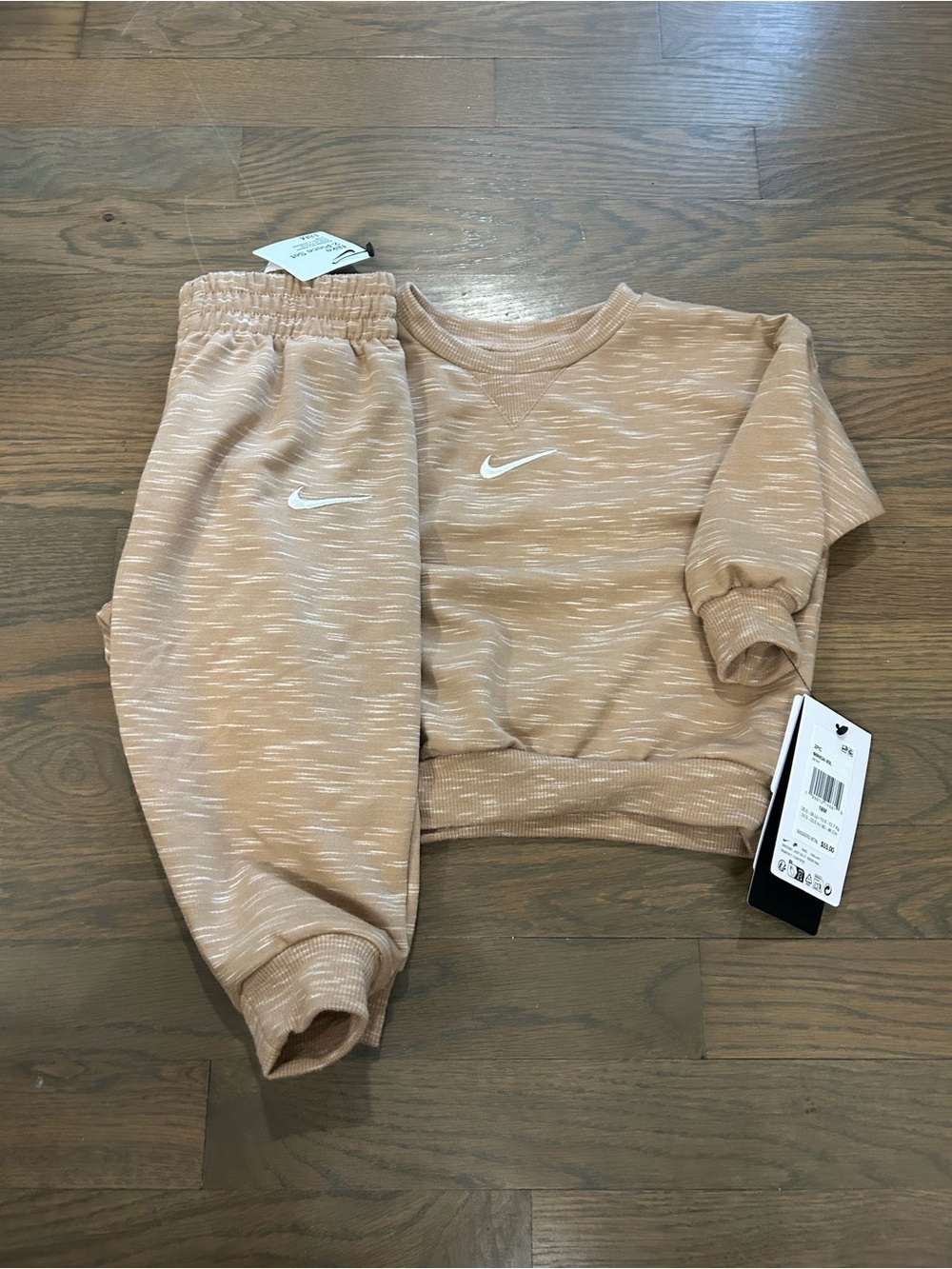NWT Nike 18 months Set